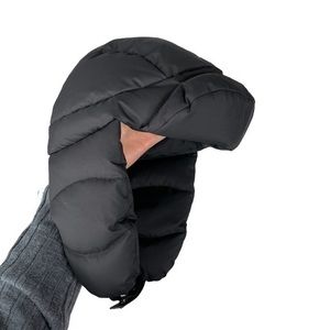 Lululemon Wunder Puff Trapper Hat in Black S/M